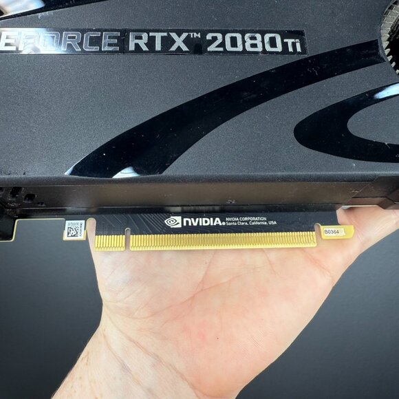 Geforce RTX 2080Ti Graphics Card - Picture 3 of 7